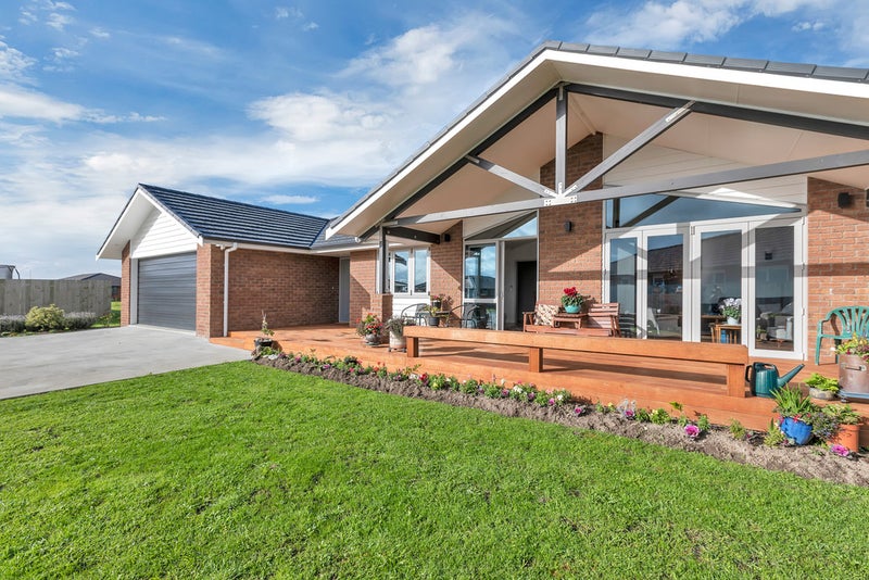 6 Maries Way, Waipu, Waipu - Carousel 1