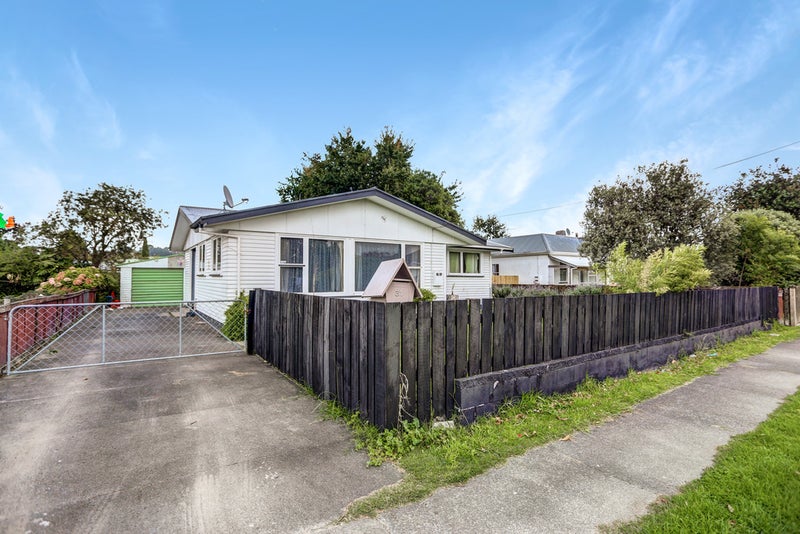 31 Huxley Road, Outer Kaiti, Gisborne - Carousel 2