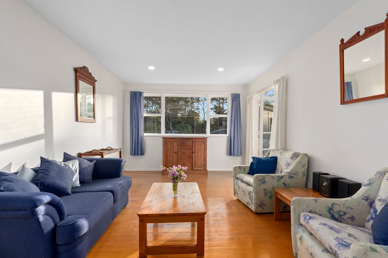 46 Melba Street, Beach Haven, Auckland - Carousel 2