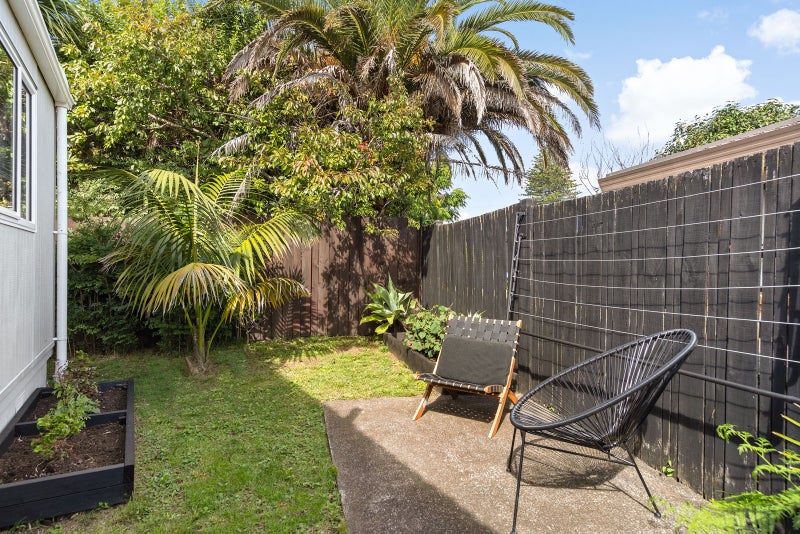 202 Point Chevalier Road, Point Chevalier, Auckland - Carousel 2
