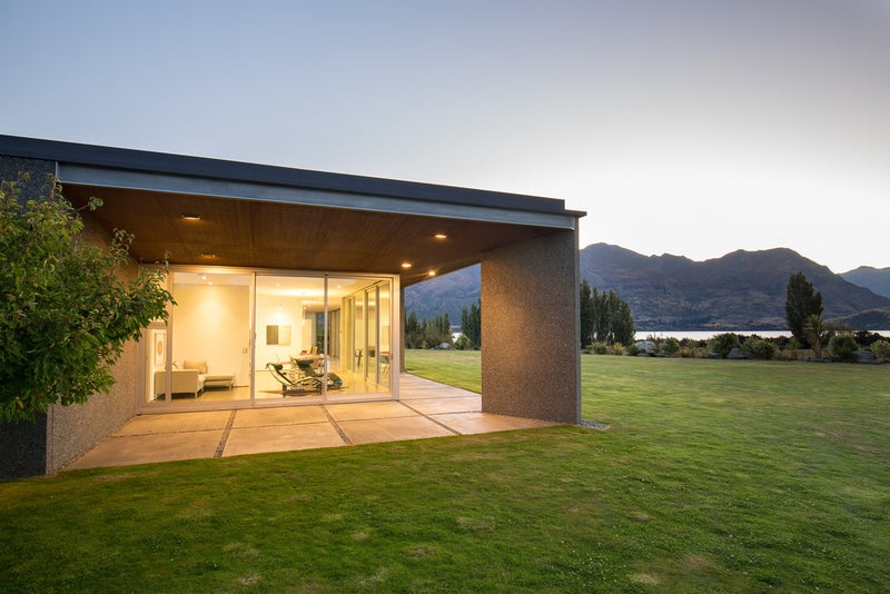 361 Beacon Point Road, Wanaka - Carousel 1