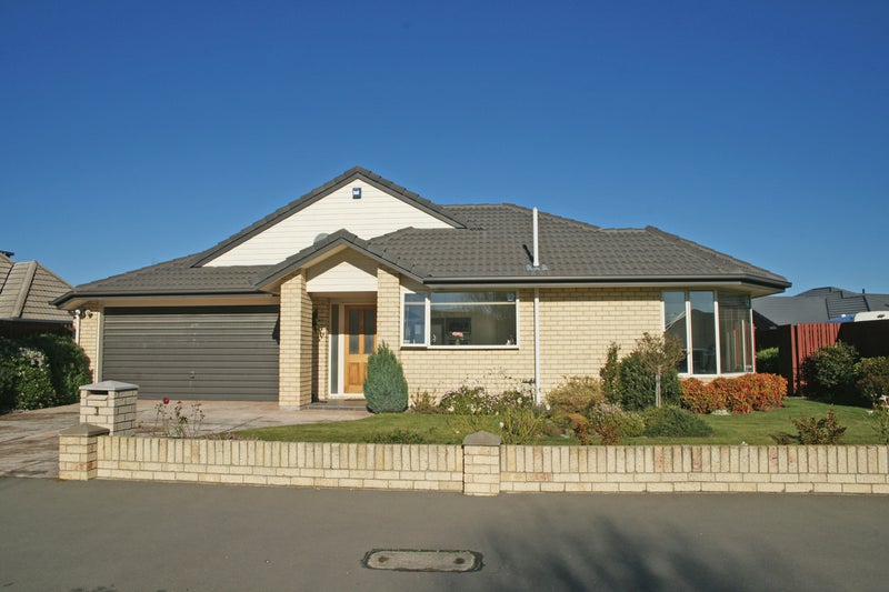 3 Neathwest Avenue, Broomfield, Christchurch - Carousel 1