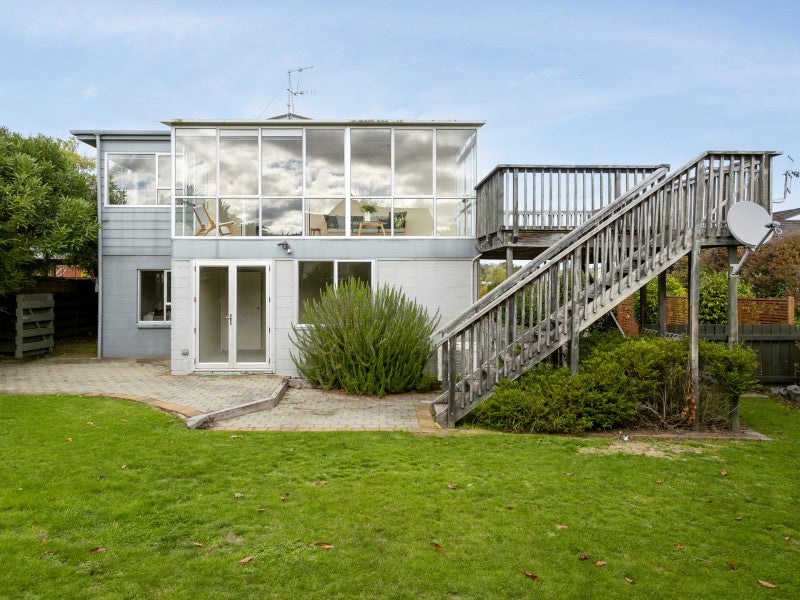 38 Harvey Street, Waipahihi, Taupo - Carousel 1