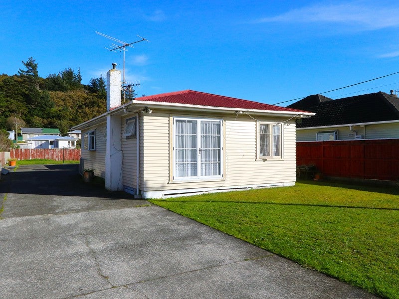 45 Hyde Street, Wainuiomata, Lower Hutt - Carousel 13