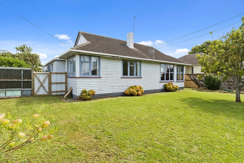 1 Somerset Grove, Parkvale, Tauranga - Carousel 2