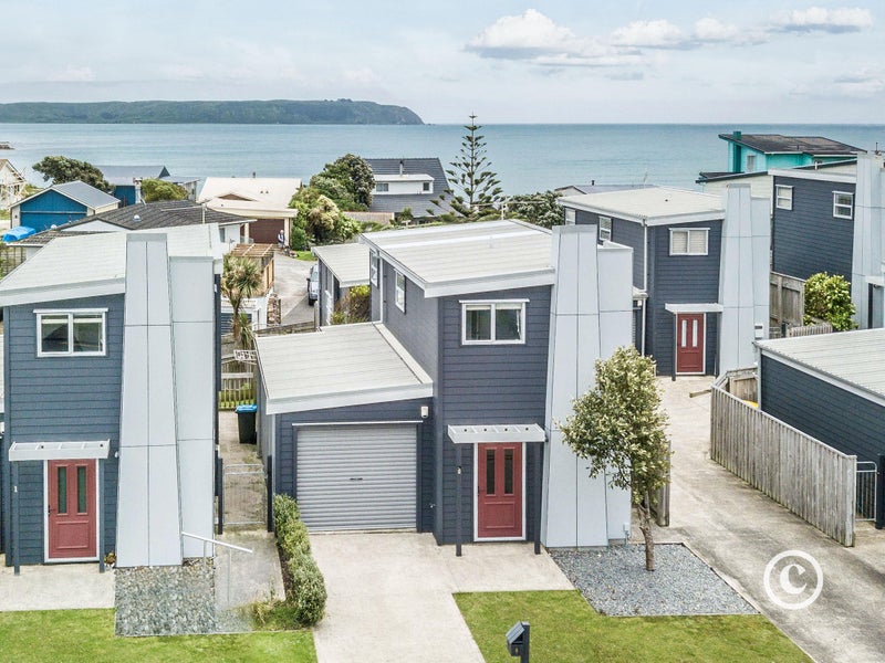 2/14 Tireti Road, Titahi Bay, Porirua - Carousel 1