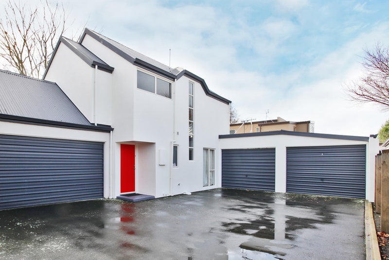 5 Bishop Street, Green Bay, Auckland - Carousel 1