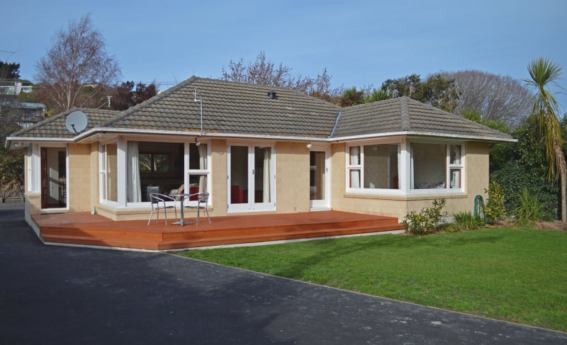 412 Cashmere Road, Westmorland, Christchurch - Carousel 1