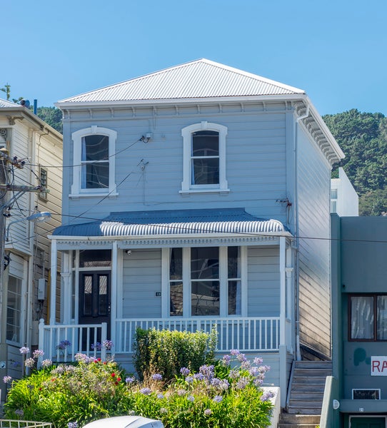19 Home Street, Mount Victoria, Wellington - Carousel 1