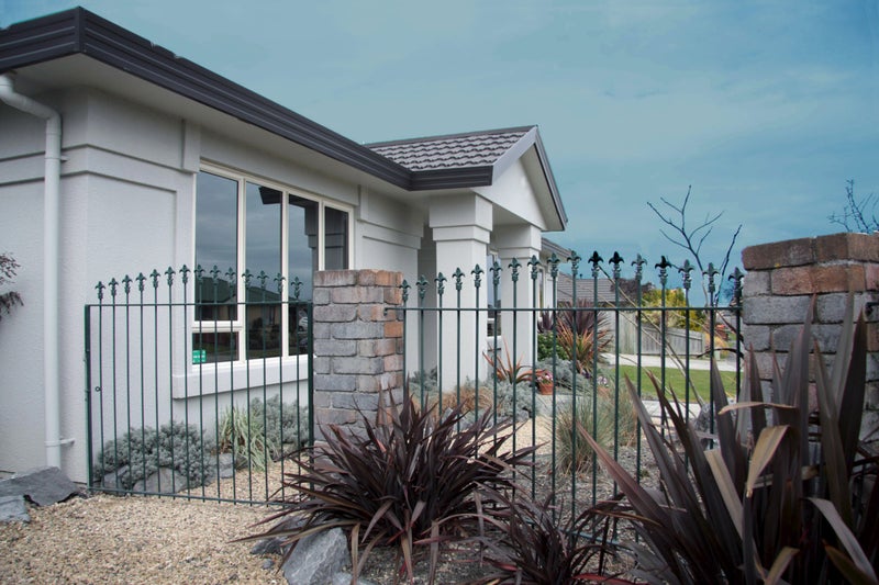 5 Logan Place, Kelvin Grove, Palmerston North - Carousel 18