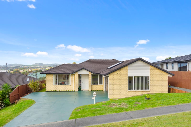 14 Annandale Drive, Pyes Pa, Tauranga - Carousel 17