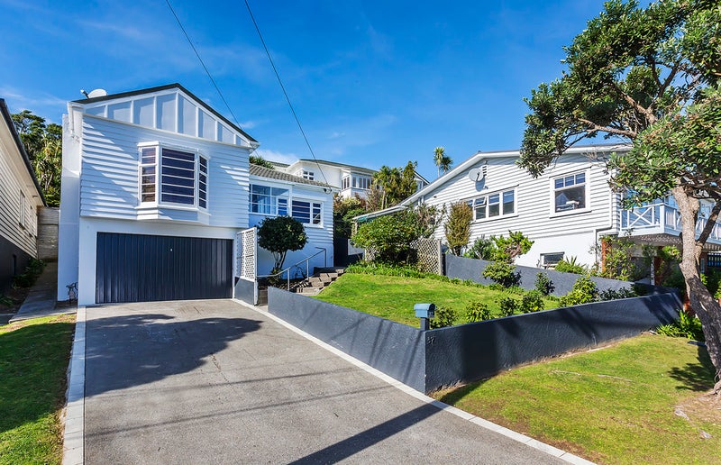 37 Cockayne Road, Khandallah, Wellington - Carousel 1