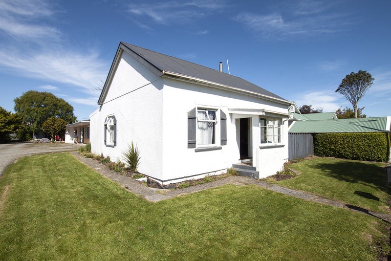 11 Melbourne Street, Windsor, Invercargill - Carousel 1