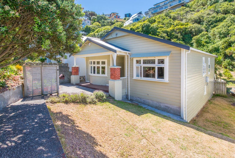 10 Lerwick Terrace, Melrose, Wellington - Carousel 1