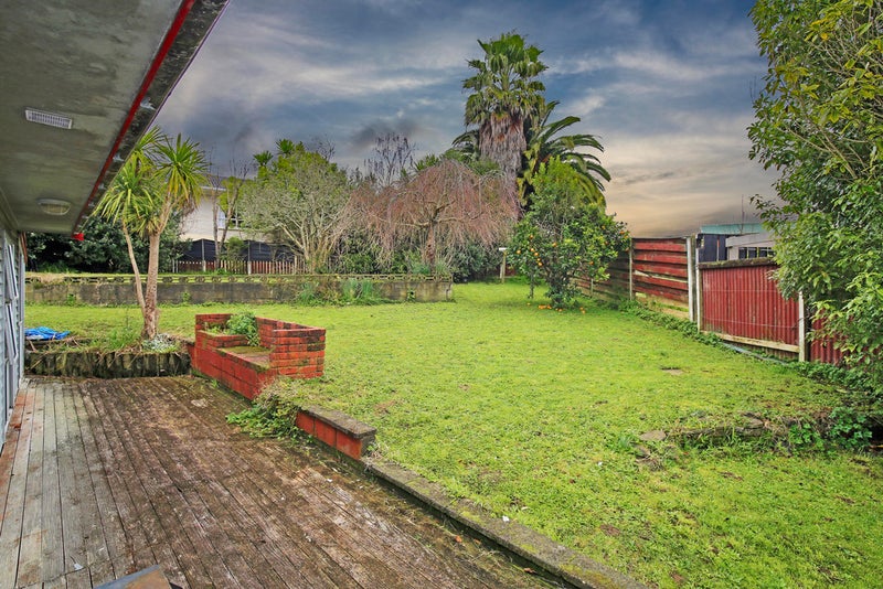 8 Manapouri Place, Glenview, Hamilton - Carousel 12