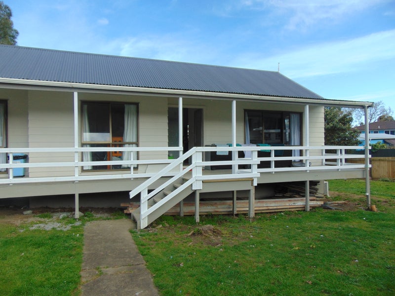 19 Redcrest Avenue, Red Hill, Papakura - Carousel 2
