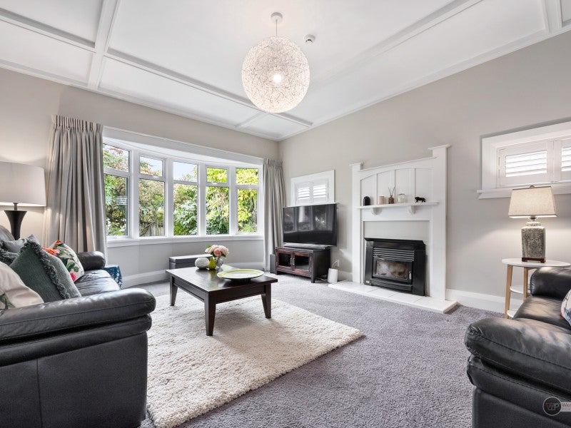 46 Totara Crescent, Woburn, Lower Hutt - Carousel 2