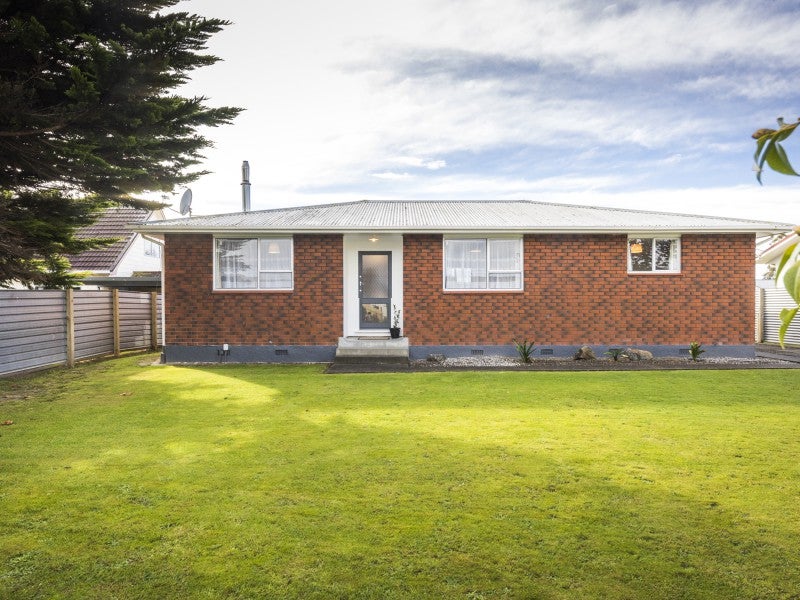 6 Buller Place, Westbrook, Palmerston North - Carousel 21