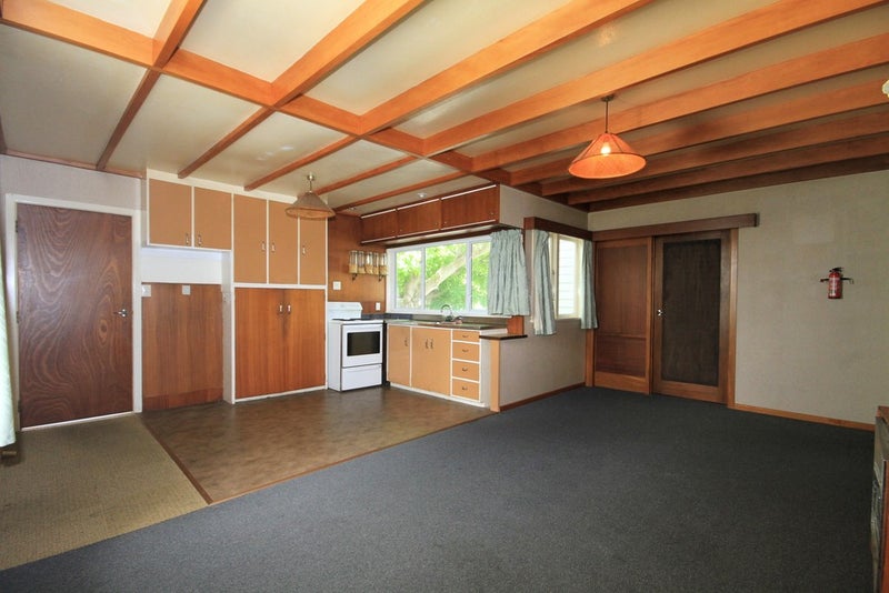 15 Gonville Avenue, Gonville, Whanganui - Carousel 2
