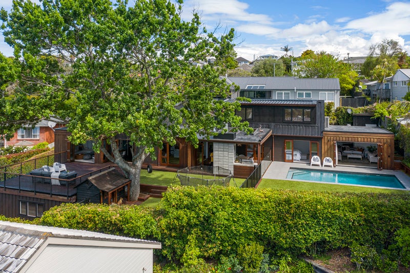 26A Rutherford Terrace, Meadowbank, Auckland - Carousel 21