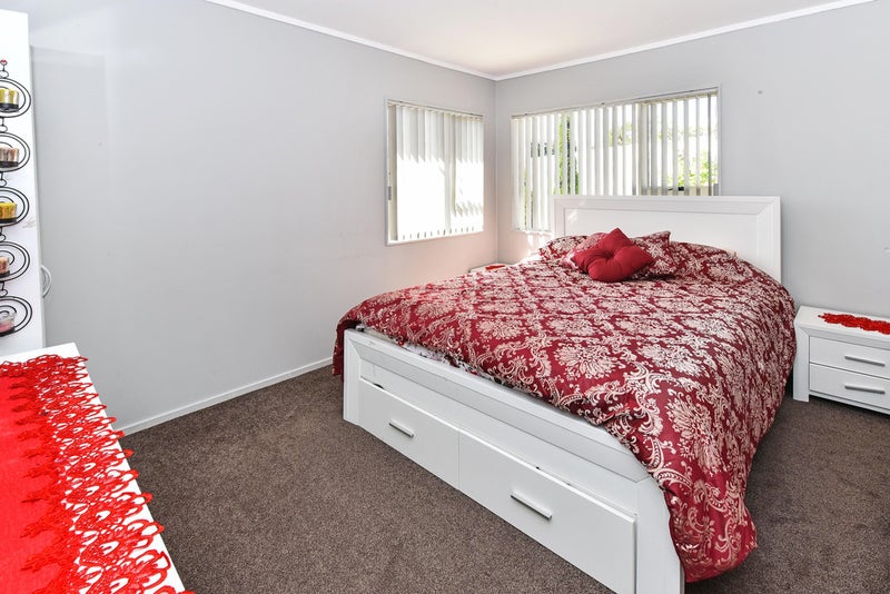 2/1 Senecio Place, Weymouth, Auckland - Carousel 10