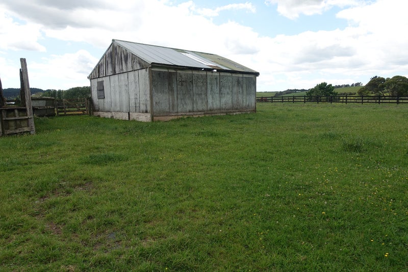 230 Parker Lane, Buckland - Carousel 2