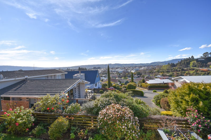 13 Clyde Street, Kinmont Park, Mosgiel - Carousel 22