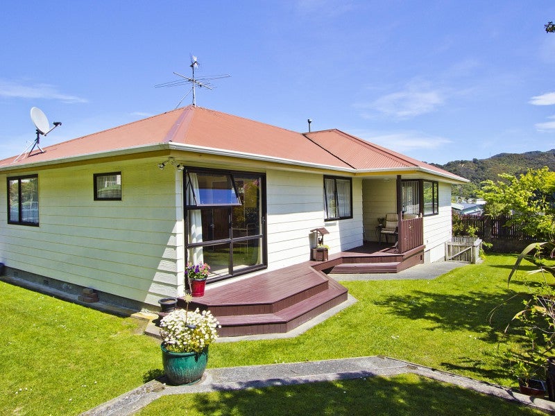 42 Trelawney Road, Wainuiomata, Lower Hutt - Carousel 1