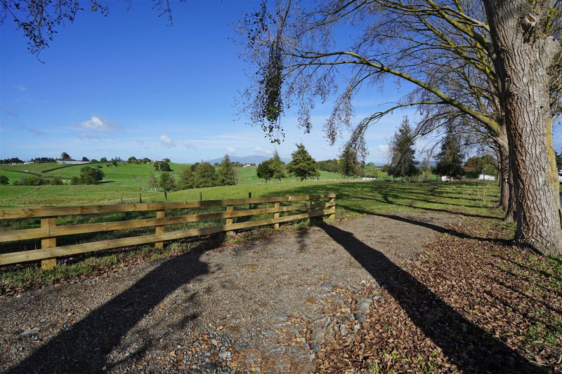 41 Mccandlish Road, Hamilton - Carousel 16