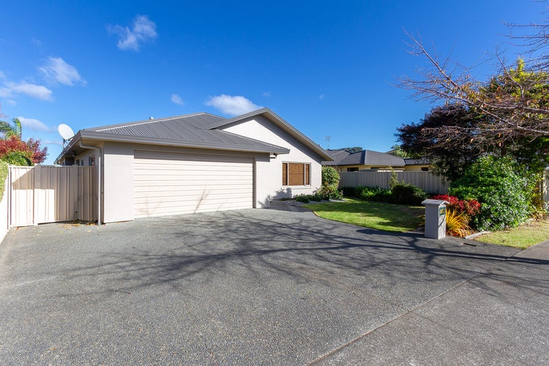 22 Pinotage Drive, Greenmeadows, Napier - Carousel 2