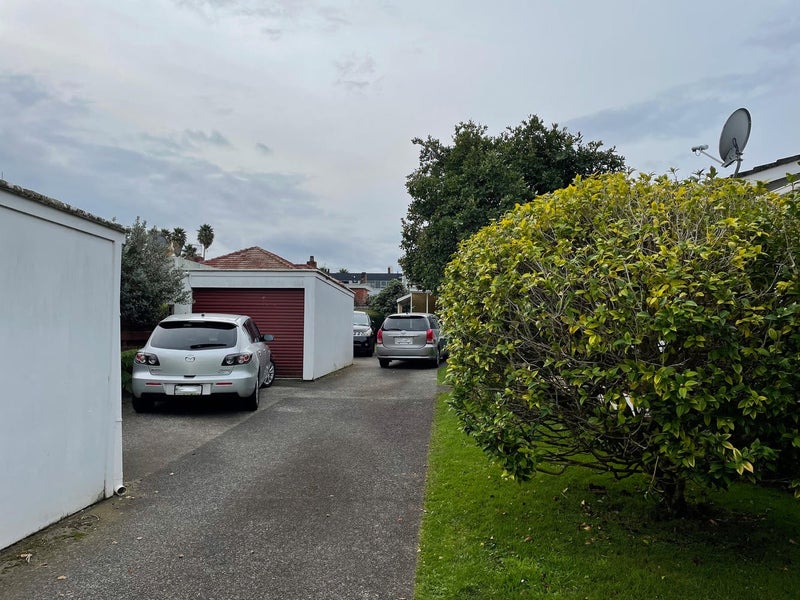 2/9 Erson Avenue, Royal Oak, Auckland - Carousel 14