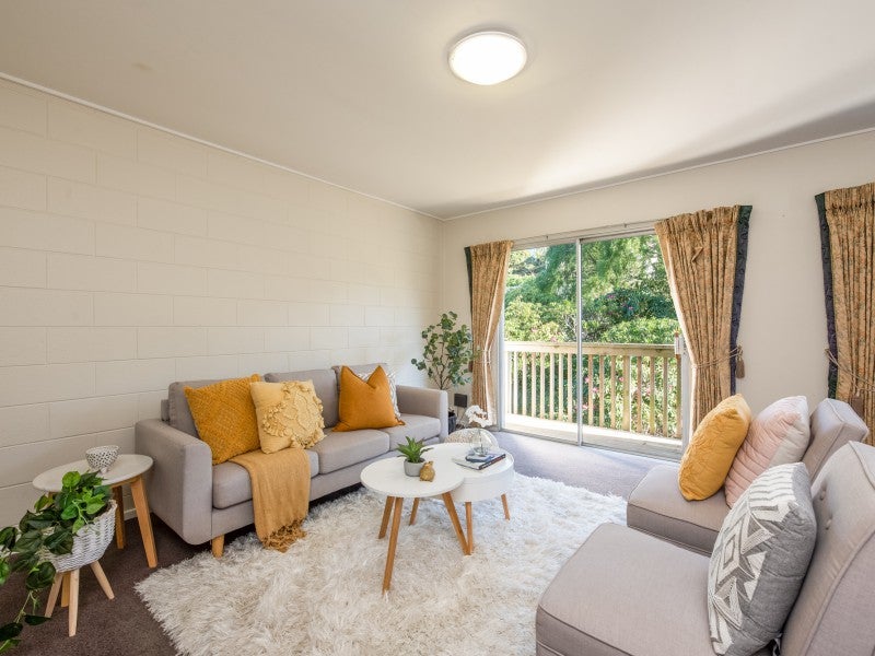 35 Delhi Crescent, Khandallah, Wellington - Carousel 2