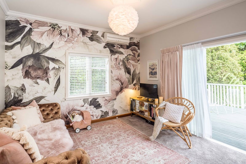 6 Makererua Street, Ngaio, Wellington - Carousel 2