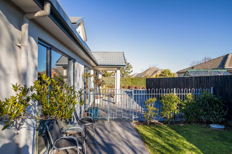 15 Ballybrack Place, Casebrook, Christchurch - Carousel 24