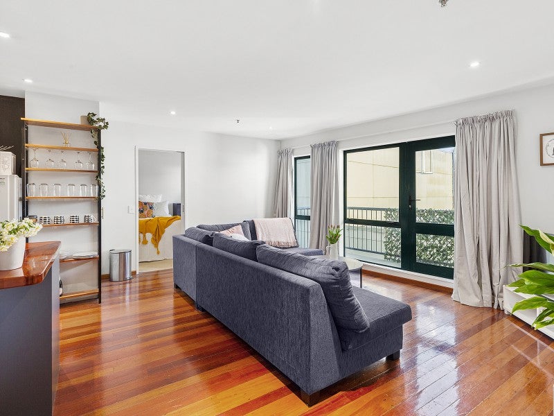 401/120 Courtenay Place, Te Aro, Wellington - Carousel 1