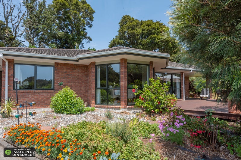 12 Oakwood Rise , Whangarei - Carousel 2