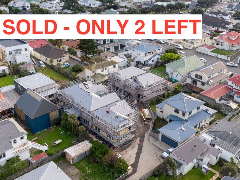 20 Reef Street, Island Bay, Wellington - Carousel 1