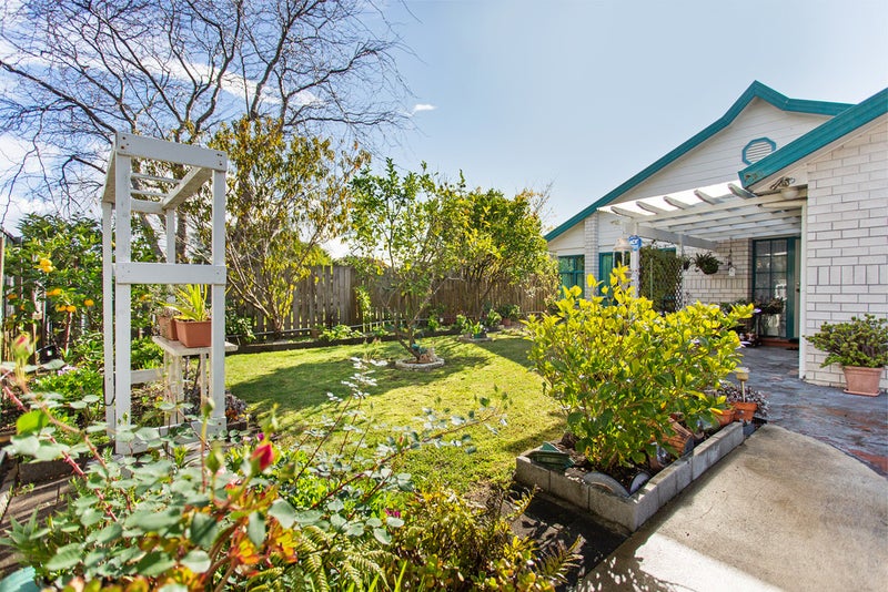 19 Heathridge Place, Burswood, Auckland - Carousel 2