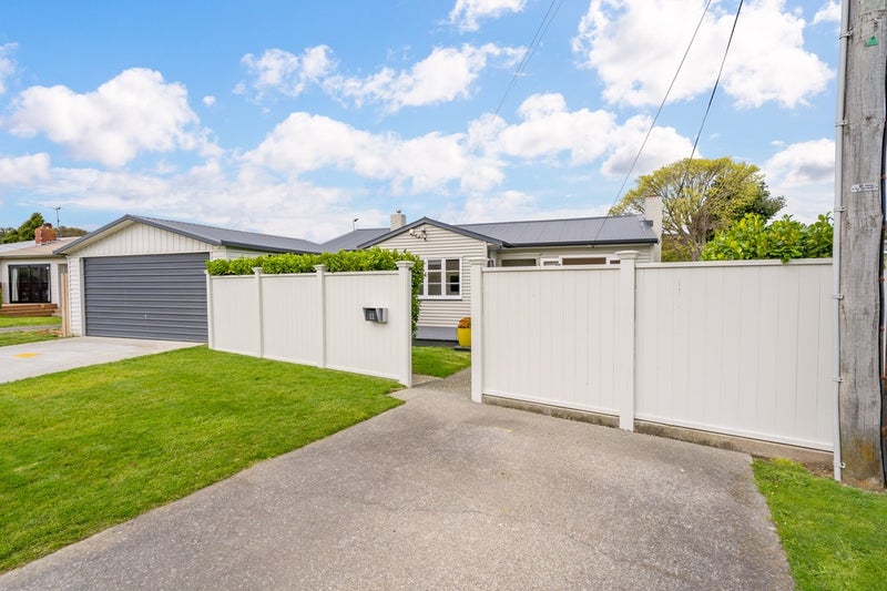 11 Allen Street, Boulcott, Lower Hutt - Carousel 2