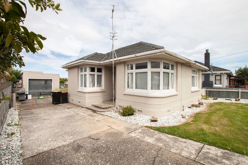 15 Lansdowne Street, Strathern, Invercargill - Carousel 1