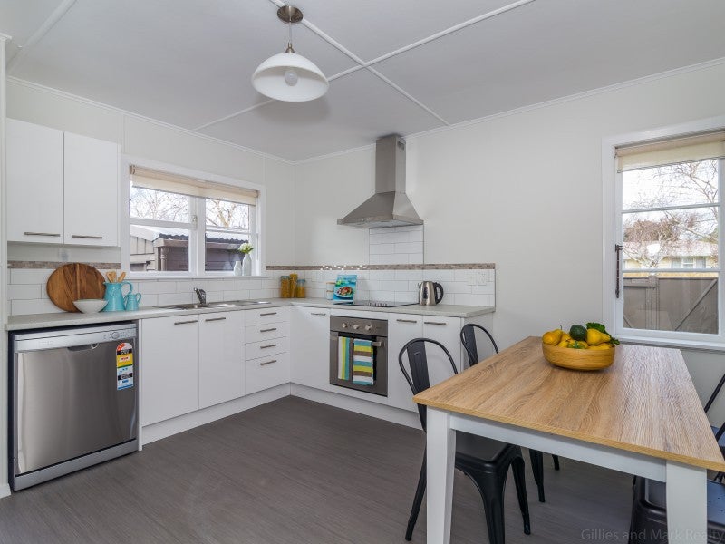 1/68 Hikurangi Street, Trentham, Upper Hutt - Carousel 17