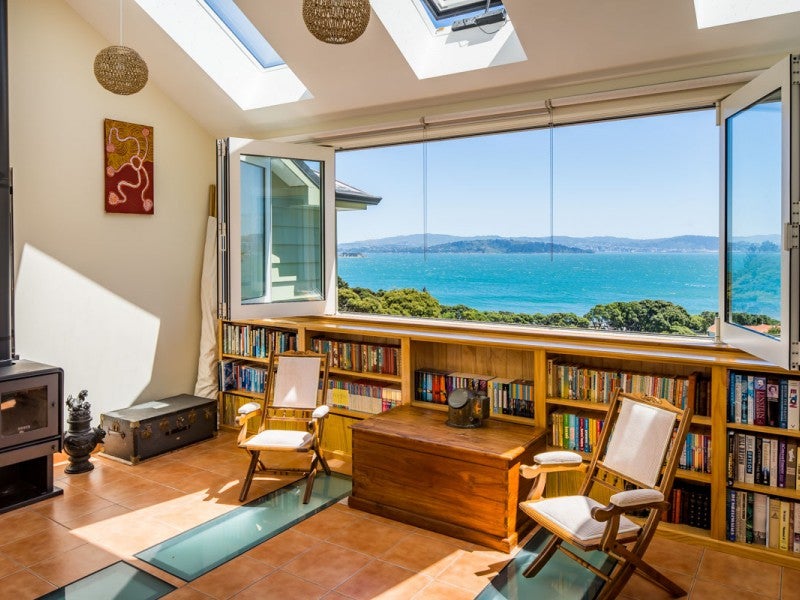 33 Kotari Road, Days Bay, Lower Hutt - Carousel 2