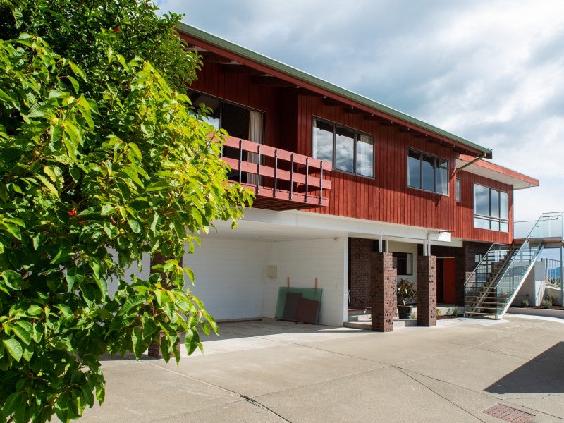 22B Karaka Road, Bluff Hill, Napier - Carousel 2