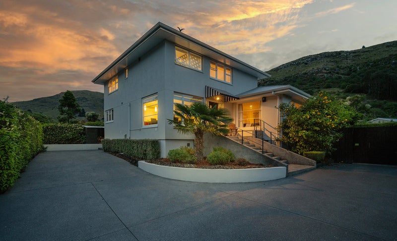 6 Sumnervale Drive, Sumner, Christchurch - Carousel 2