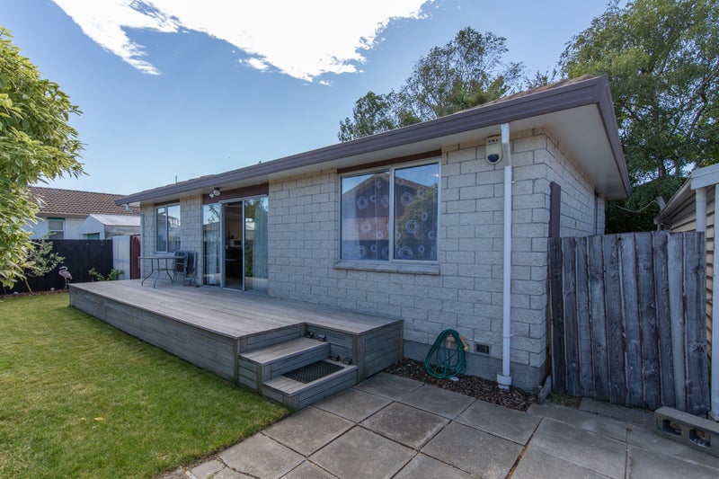 2/84B OLLIVIERS ROAD, Phillipstown, Christchurch - Carousel 1