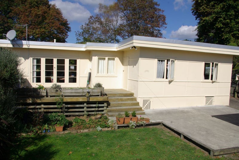 34 Lynmore Avenue, Lynmore, Rotorua - Carousel 1