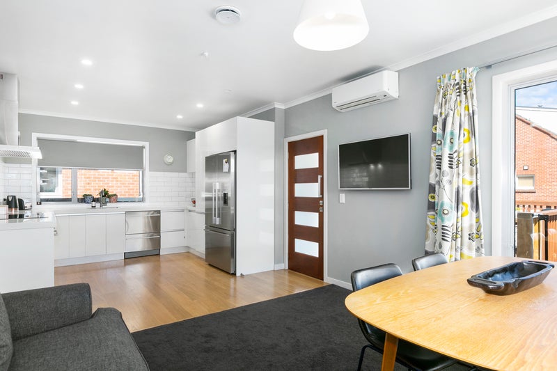 38 Silverton Street, Andersons Bay, Dunedin - Carousel 1