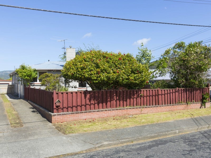 47 Kashmir Avenue, Clouston Park, Upper Hutt - Carousel 2