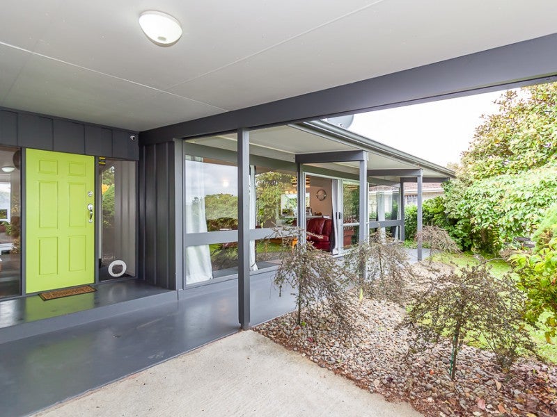 40 Wikiriwhi Crescent, Awapuni, Palmerston North - Carousel 2