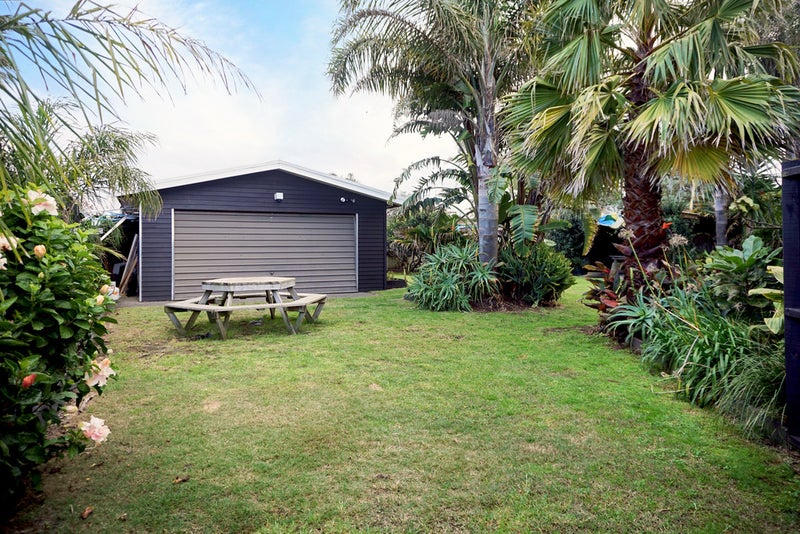 570B Papamoa Beach Road, Papamoa Beach, Papamoa - Carousel 2